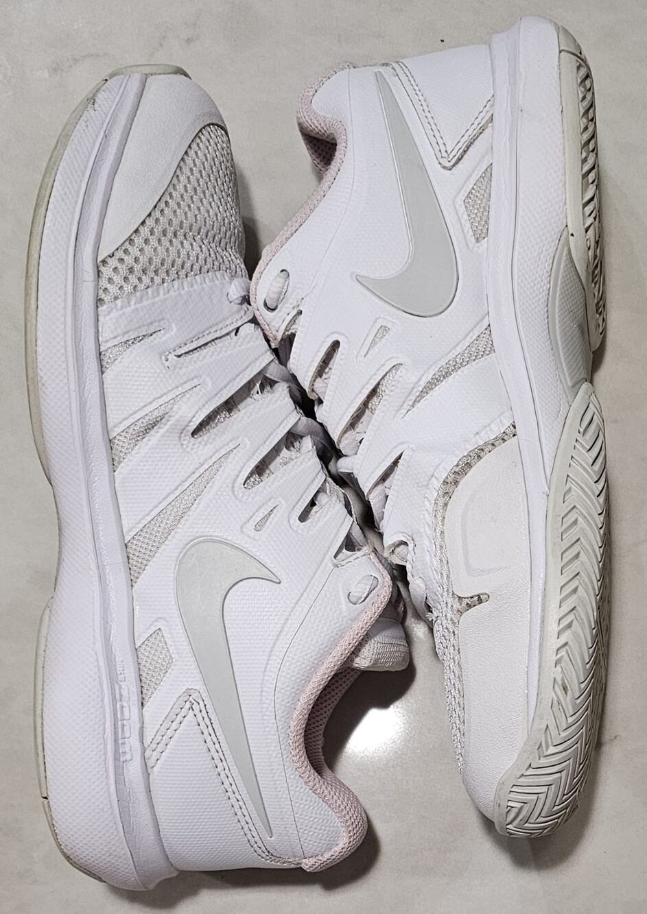 NikeCourt Air Zoom Prestige White Pink Women's Size 6.5 Tennis Shoes AA8024